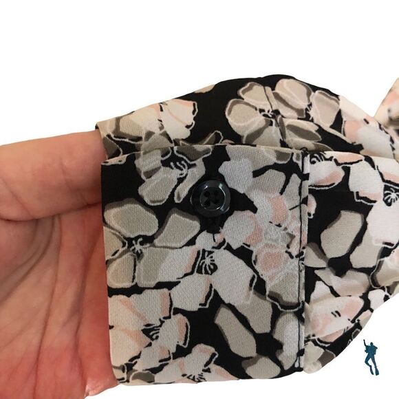 ELLE multi colored blouse. SMALL - Picture 4 of 7